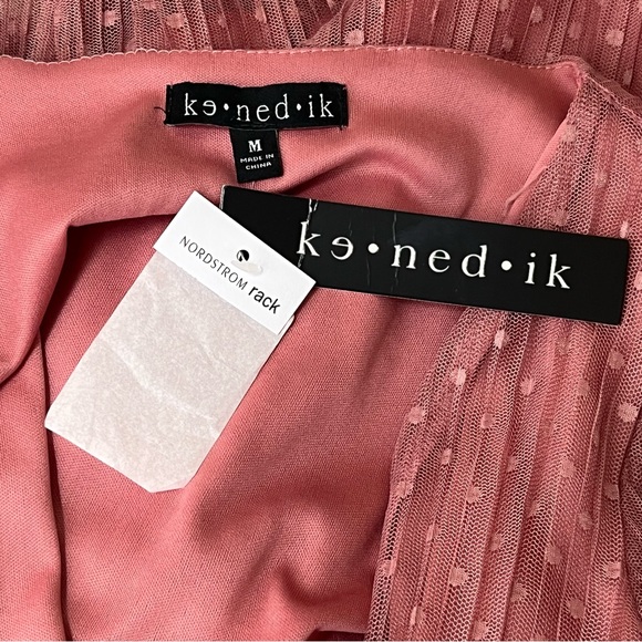 KENEDIK NWT WOMEN’S PLEATED DOT MESH LONG SLEEVE DRESS PINK MAUVE MEDIUM - Picture 9 of 11